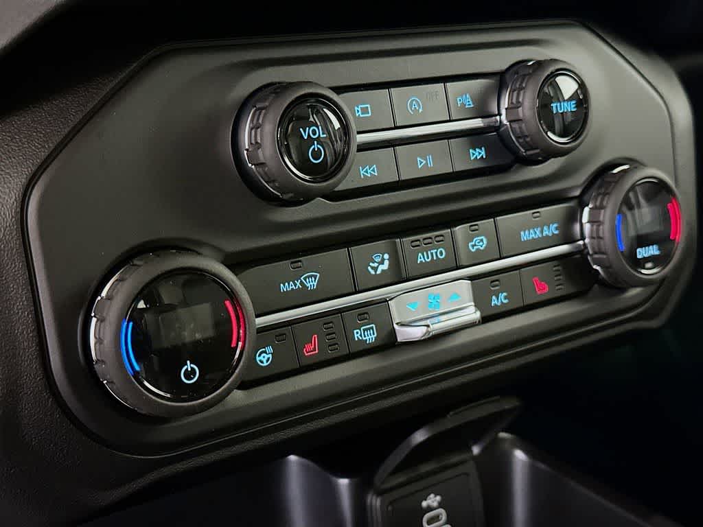 Thumbnail: 2026 Ford Bronco - 18