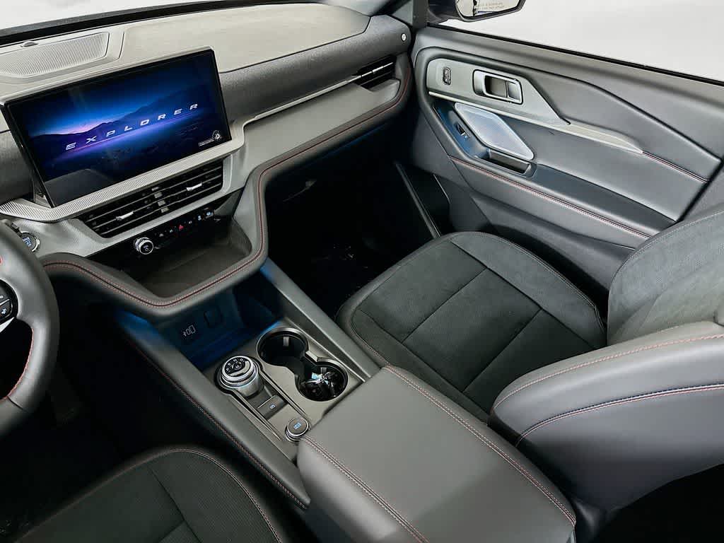 Thumbnail: 2026 Ford Explorer - 10