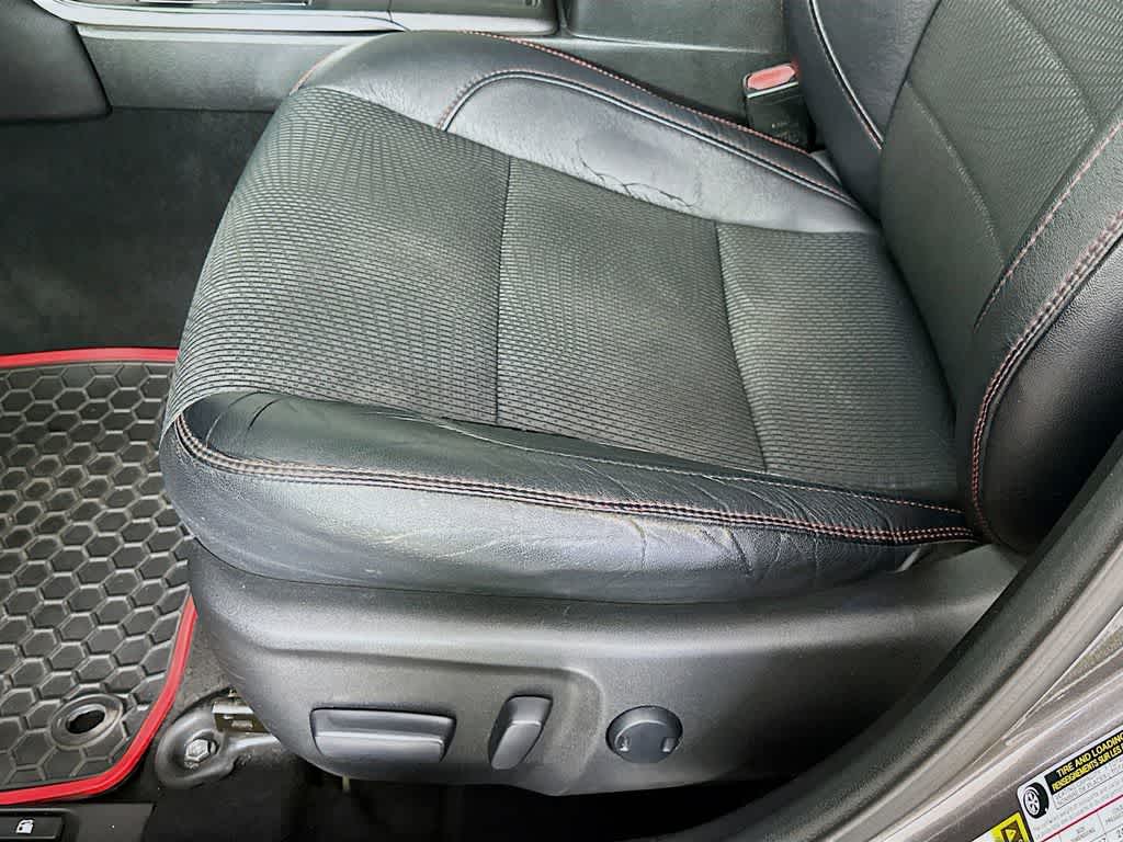 Thumbnail: 2017 Toyota Camry - 28