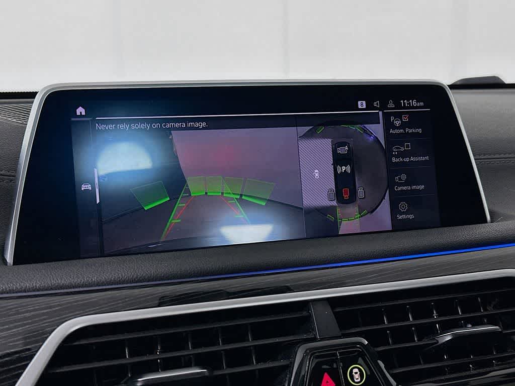 Thumbnail: 2020 BMW 7 Series - 27