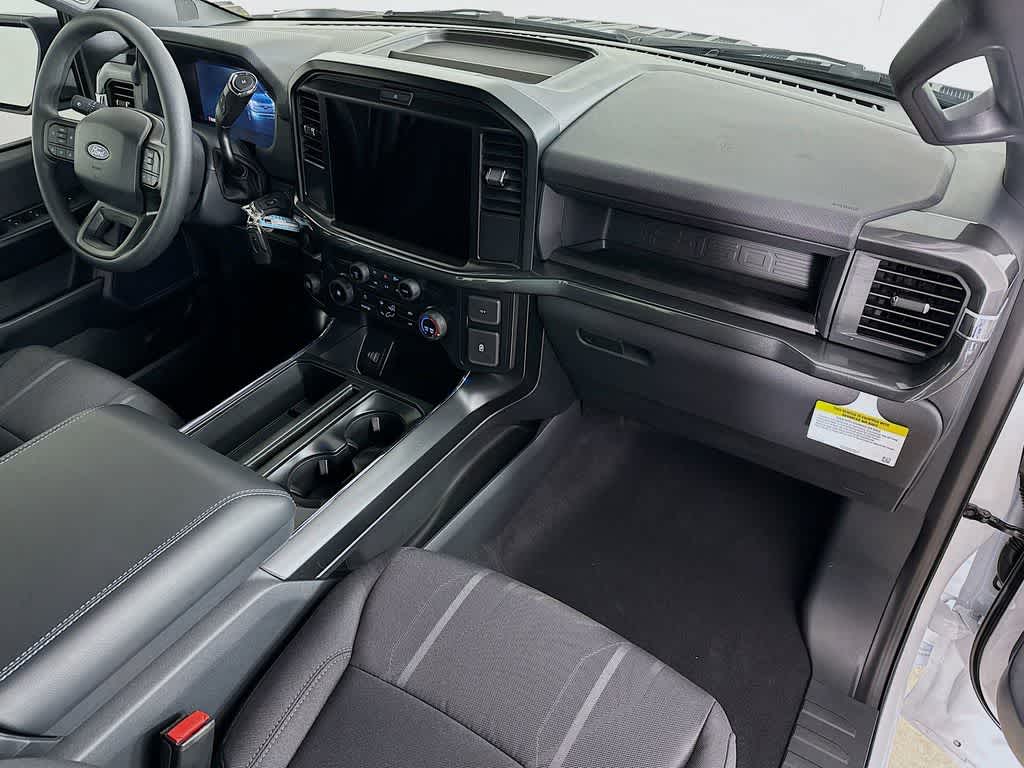 Thumbnail: 2026 Ford F-150 - 32