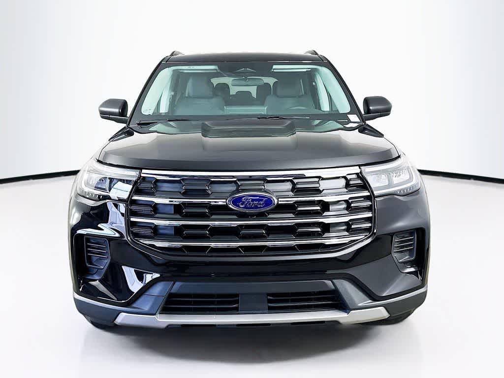 Thumbnail: 2025 Ford Explorer - 6