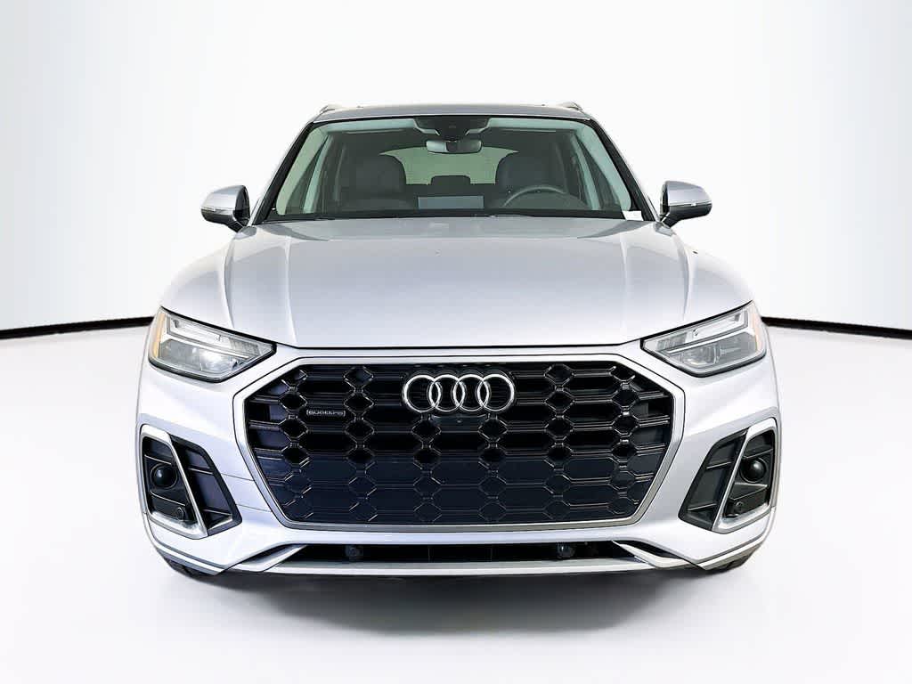 Thumbnail: 2023 Audi Q5 - 6