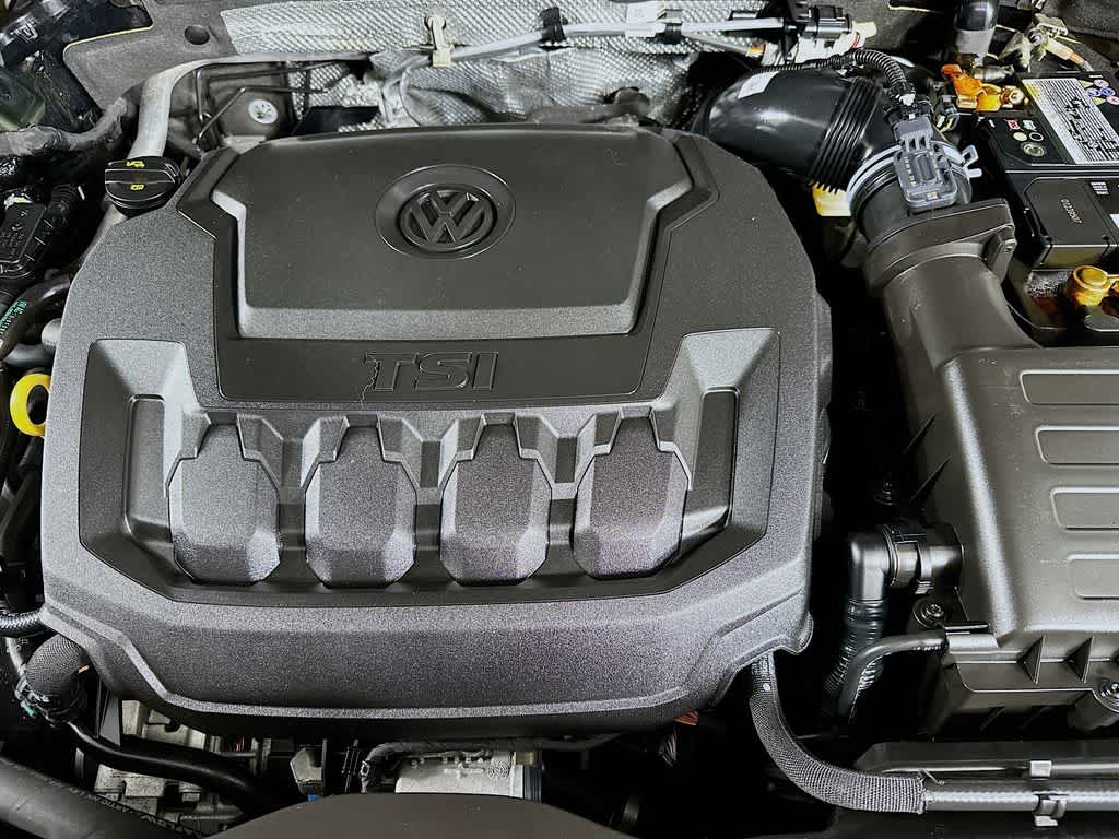 Thumbnail: 2023 Volkswagen Tiguan - 9