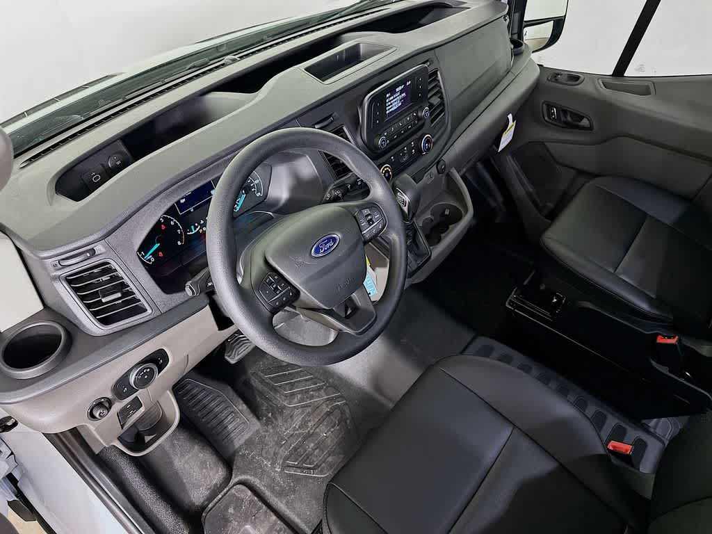 Thumbnail: 2025 Ford Transit Series - 2