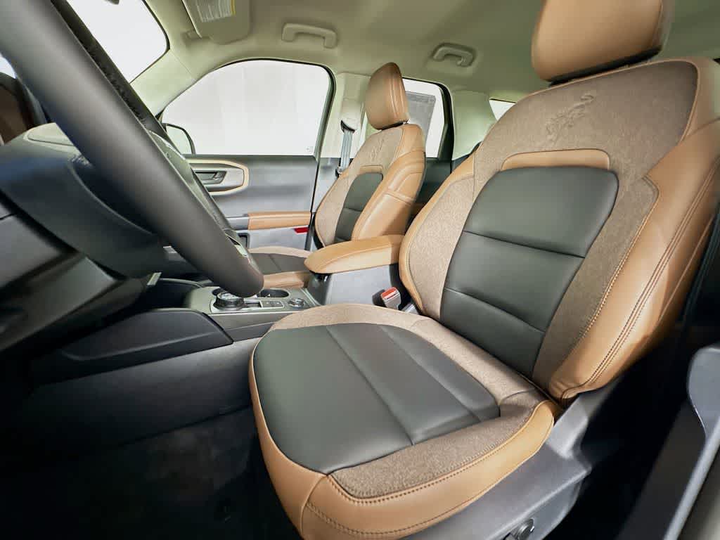 Thumbnail: 2025 Ford Bronco Sport - 12