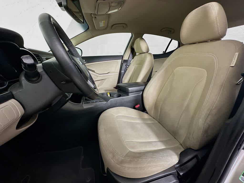 Thumbnail: 2012 Kia Optima - 12