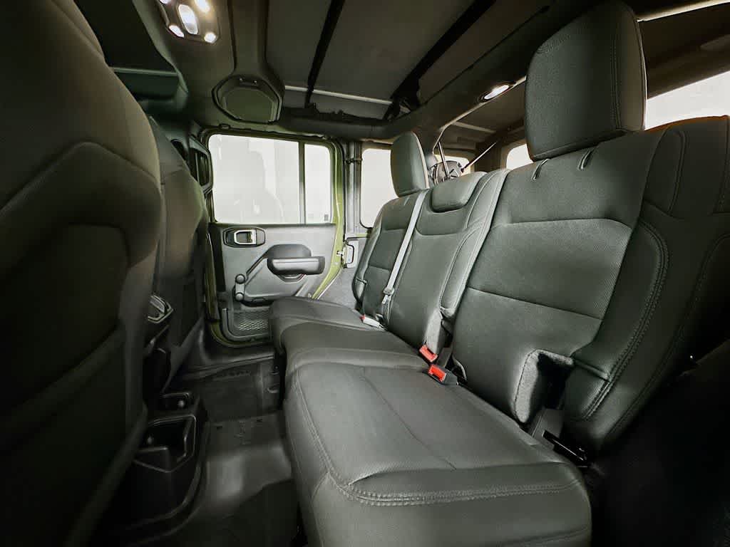 Thumbnail: 2021 Jeep Wrangler - 14