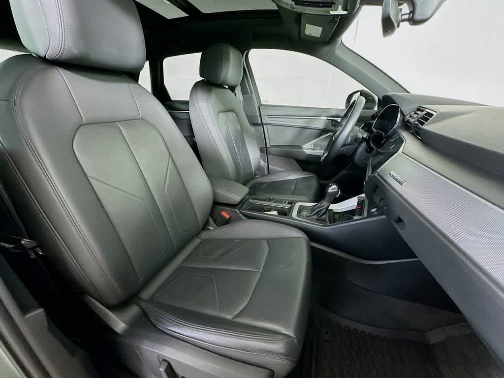 Thumbnail: 2020 Audi Q3 - 15