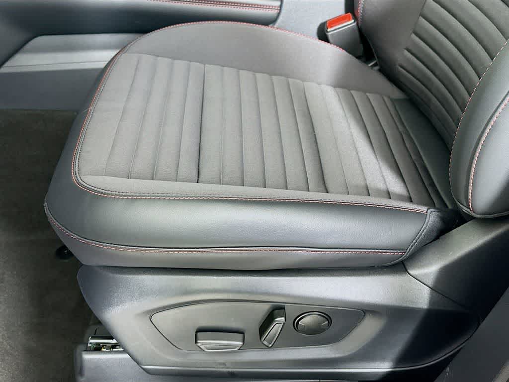 Thumbnail: 2026 Ford Explorer - 30