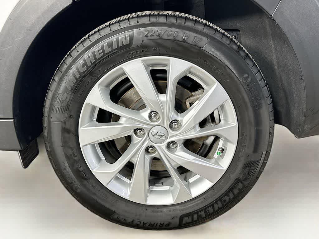 Thumbnail: 2019 Hyundai Tucson - 8