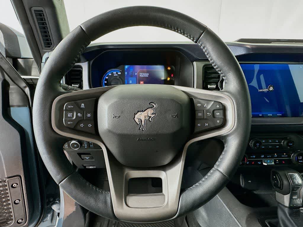 Thumbnail: 2023 Ford Bronco - 15