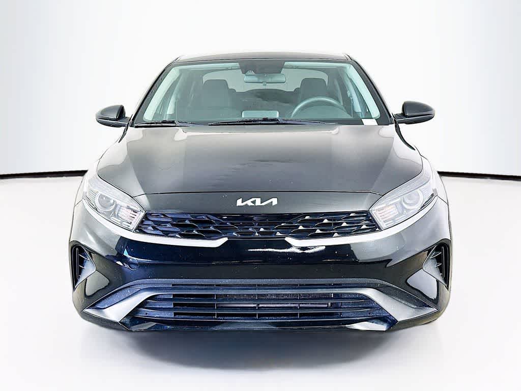 Thumbnail: 2024 Kia Forte - 6