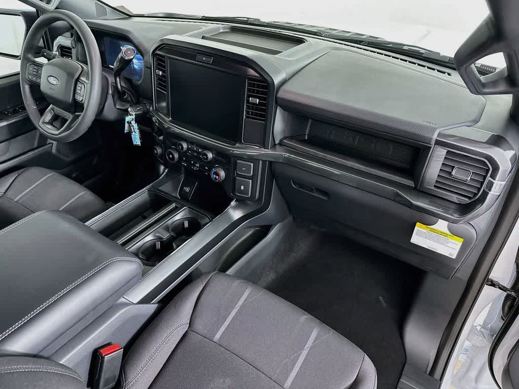 Thumbnail: 2026 Ford F-150 - 32