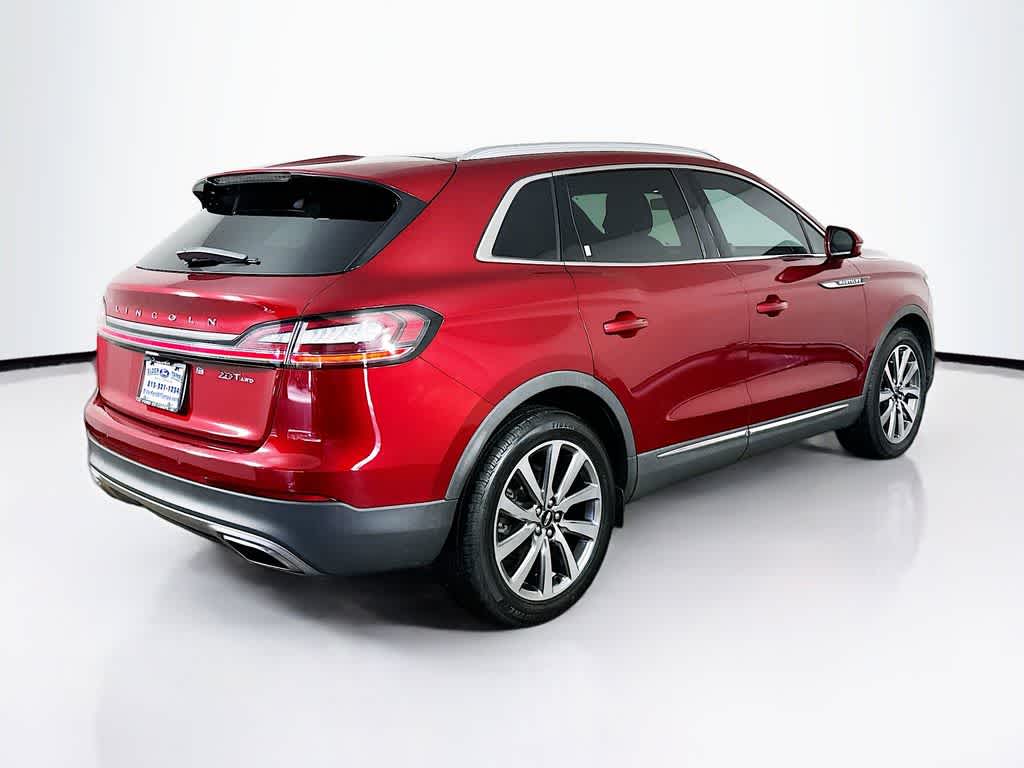 Thumbnail: 2019 Lincoln Nautilus - 25