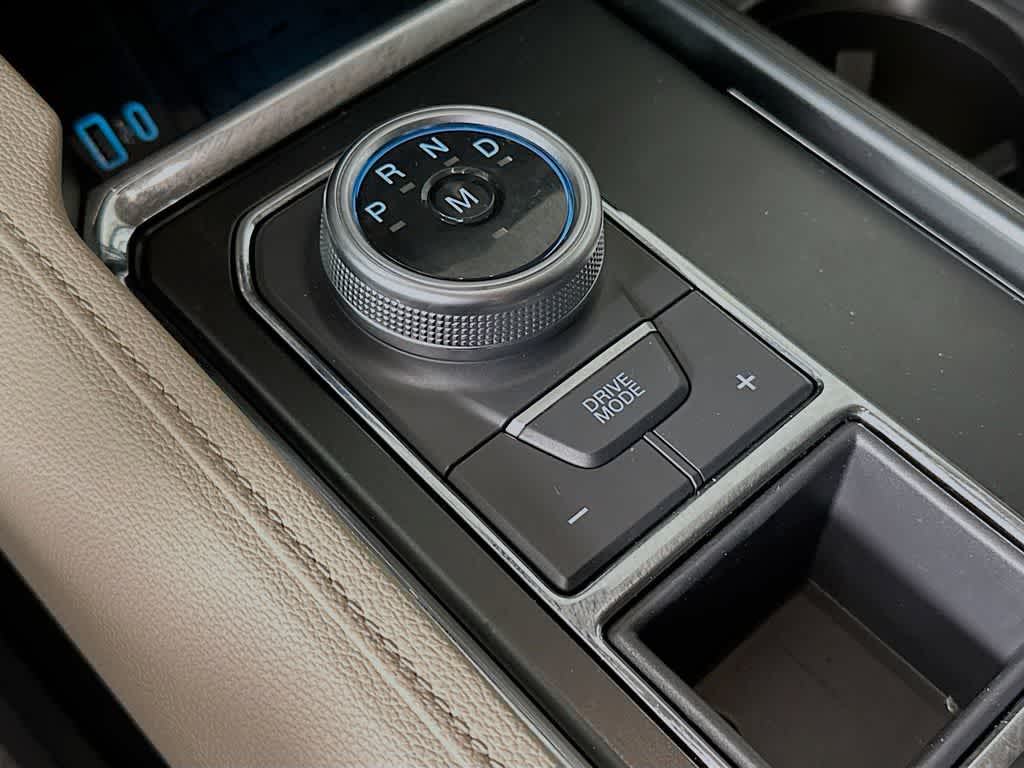 Thumbnail: 2022 Ford Expedition - 18