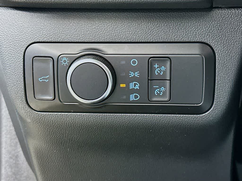 Thumbnail: 2023 Ford Escape - 27