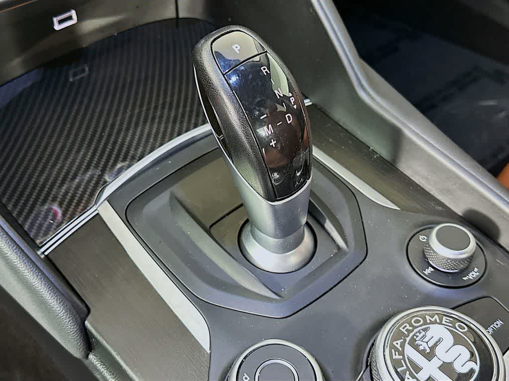 Thumbnail: 2018 Alfa Romeo Giulia - 19