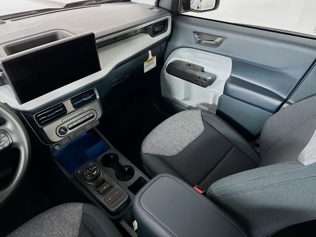 Thumbnail: 2025 Ford Maverick - 11