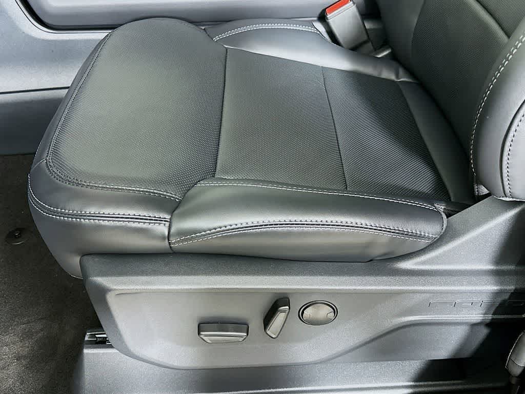 Thumbnail: 2026 Ford Expedition - 31