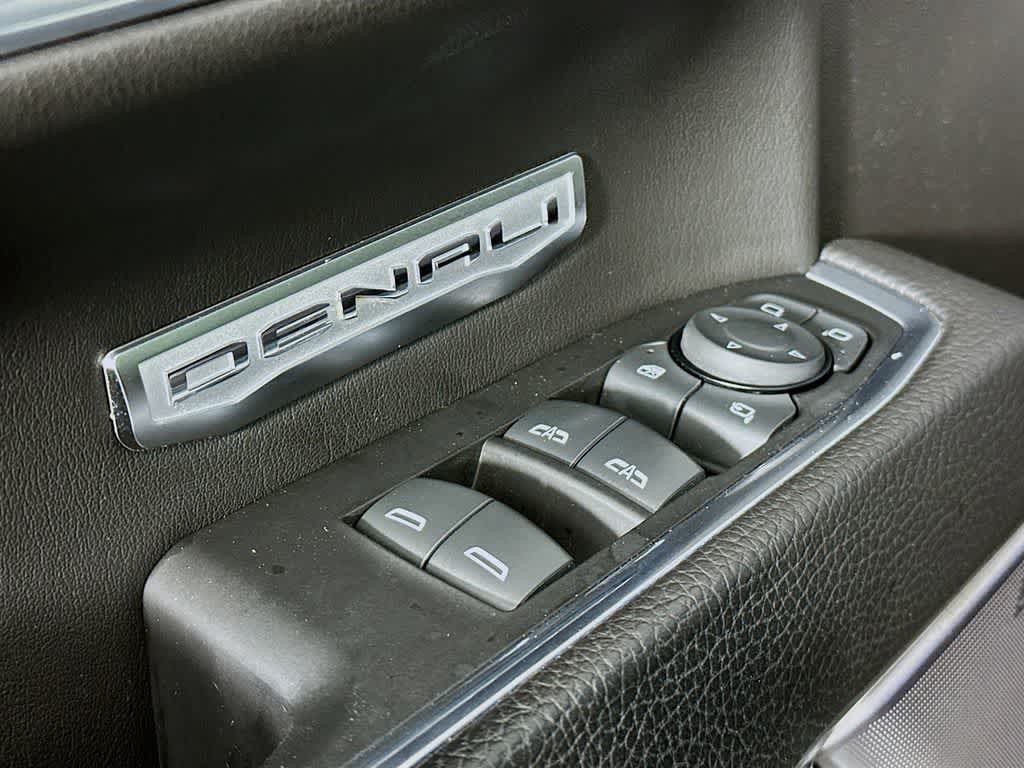 Thumbnail: 2023 GMC Sierra 1500 - 28