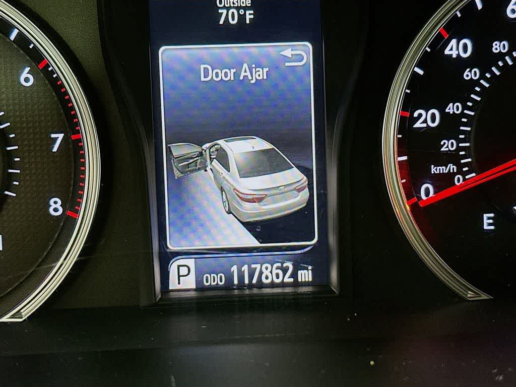 Thumbnail: 2017 Toyota Camry - 19