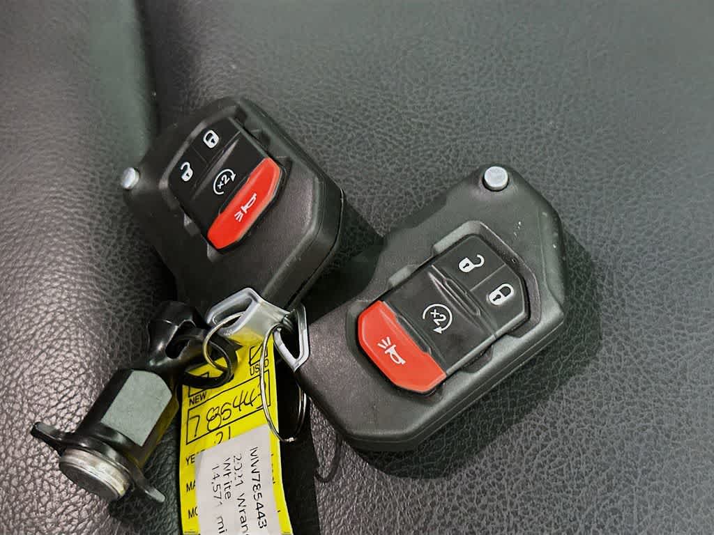 Thumbnail: 2021 Jeep Wrangler - 22