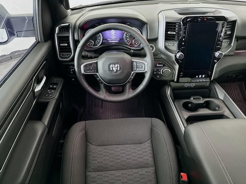 Thumbnail: 2025 RAM 1500 - 10