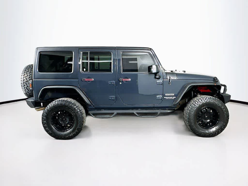 Thumbnail: 2017 Jeep Wrangler - 25