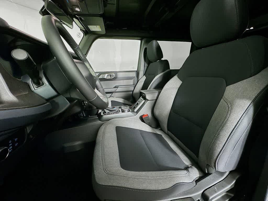 Thumbnail: 2025 Ford Bronco - 12