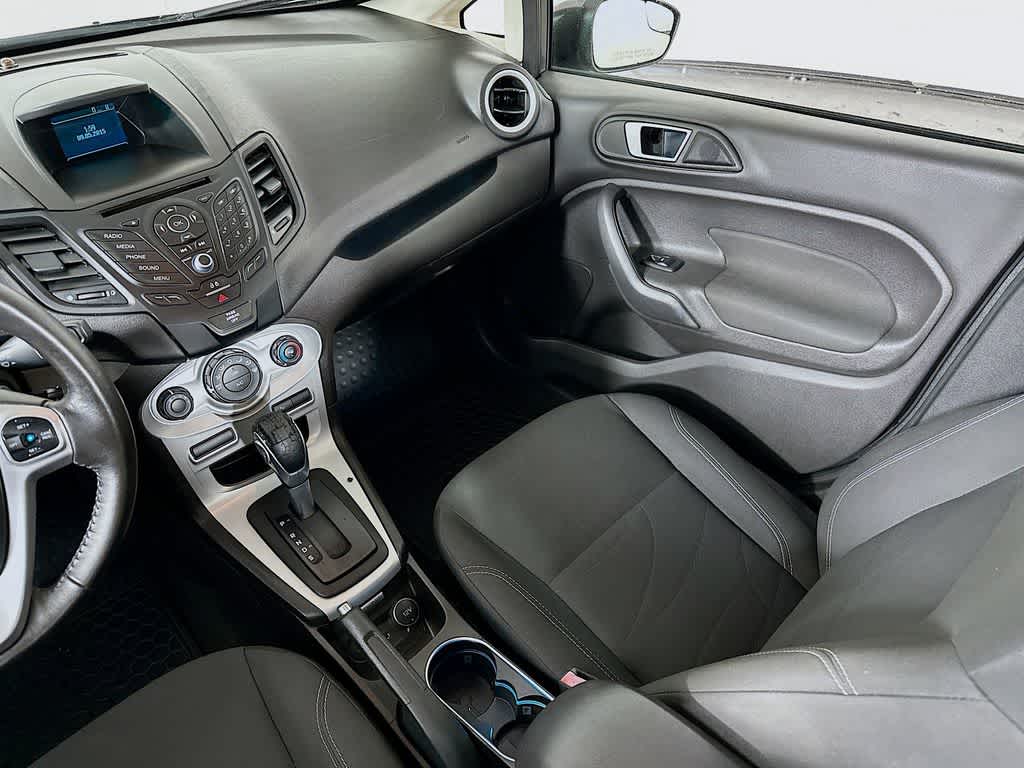 Thumbnail: 2016 Ford Fiesta - 11