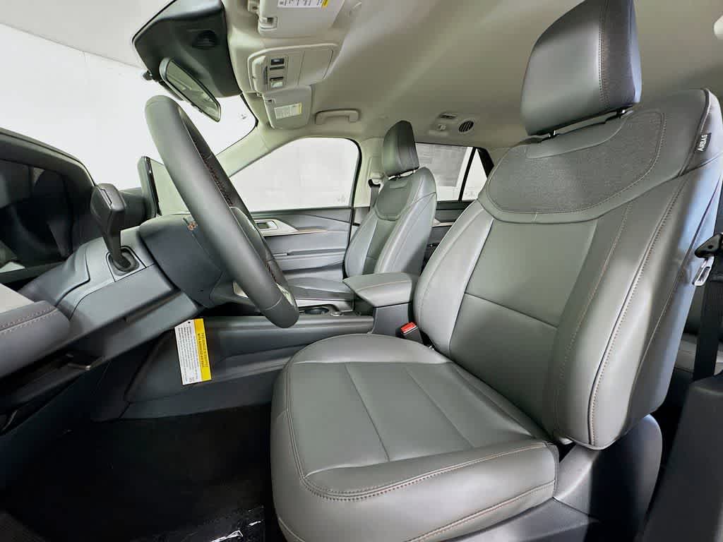 Thumbnail: 2026 Ford Explorer - 33