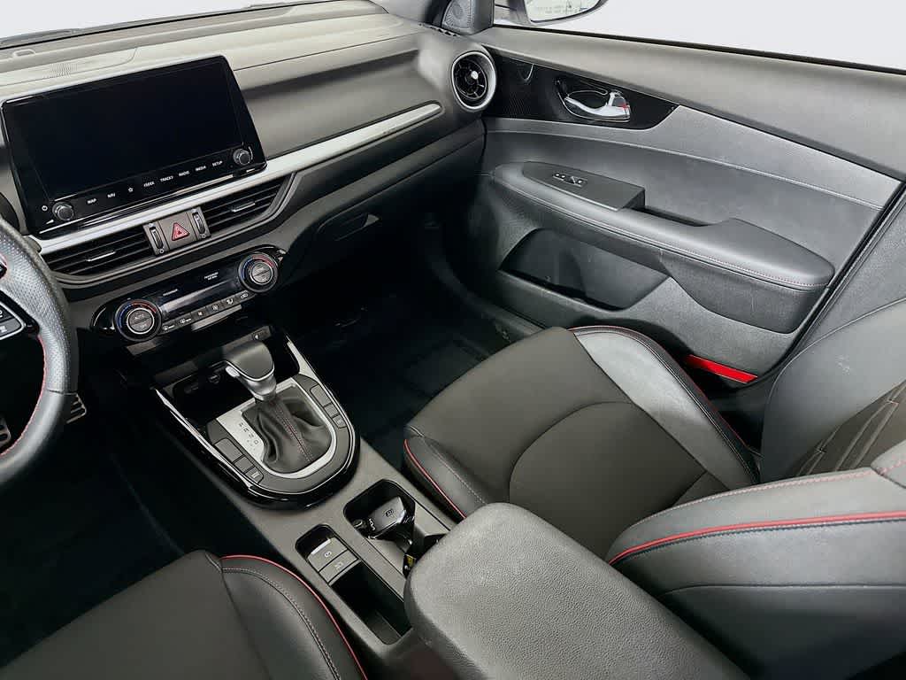 Thumbnail: 2024 Kia Forte - 11