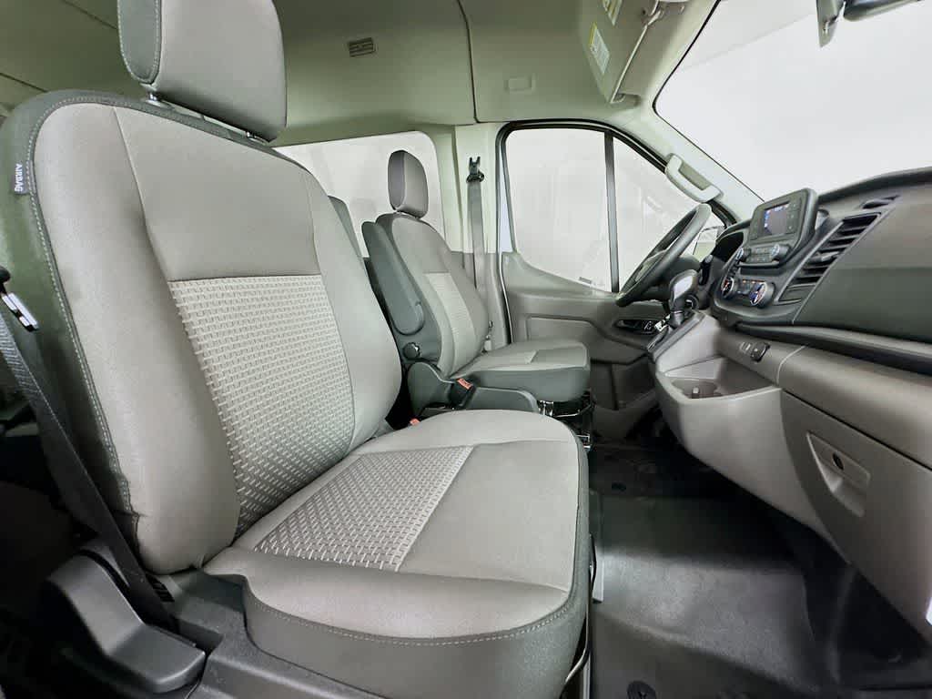 Thumbnail: 2025 Ford Econoline - 12