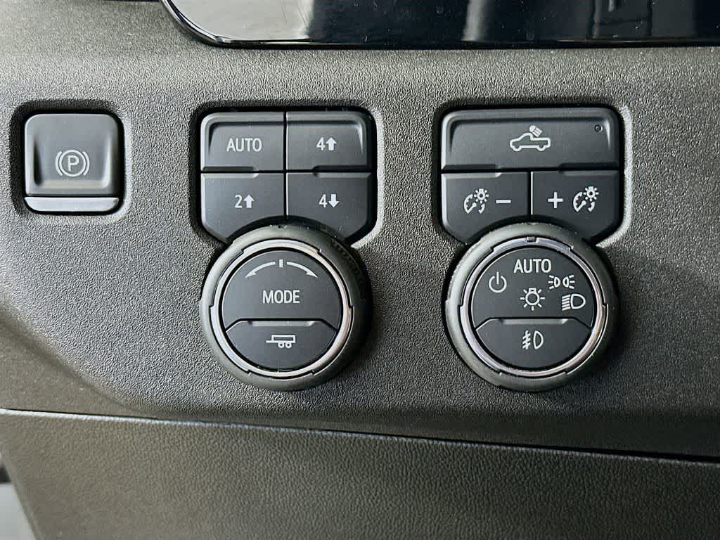 Thumbnail: 2023 Chevrolet Silverado 1500 - 27