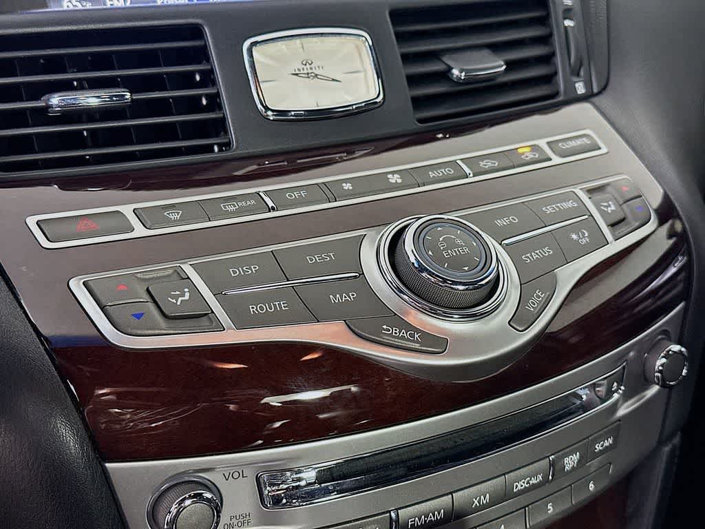 Thumbnail: 2014 INFINITI Q70 - 18
