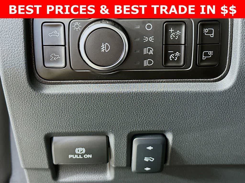 Thumbnail: 2025 Ford F-250 - 27