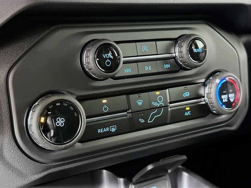 Thumbnail: 2025 Ford Bronco - 17