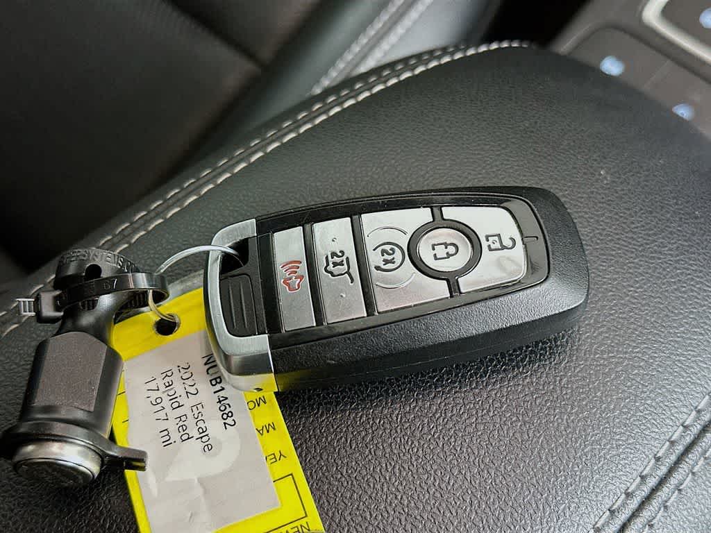 Thumbnail: 2022 Ford Escape - 22