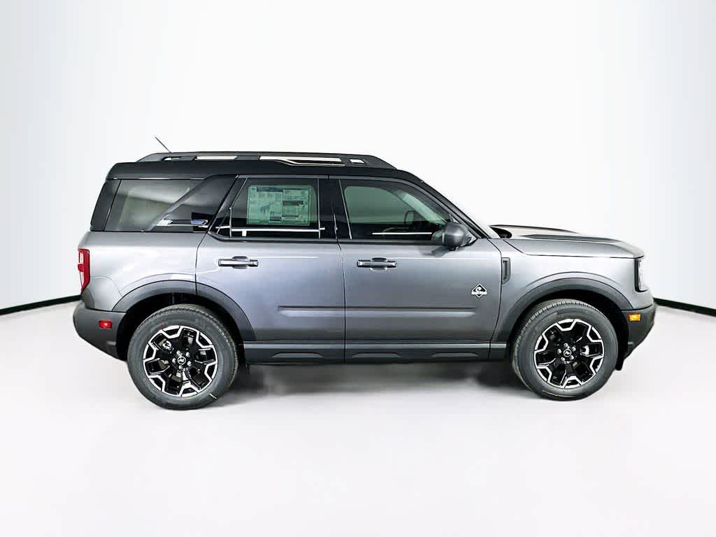 Thumbnail: 2025 Ford Bronco Sport - 25