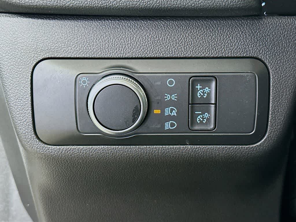 Thumbnail: 2020 Ford Escape - 26