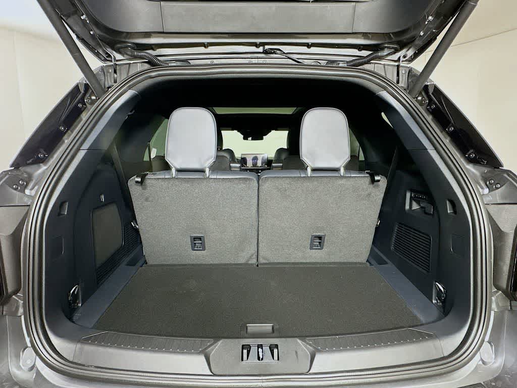 Thumbnail: 2026 Ford Explorer - 20