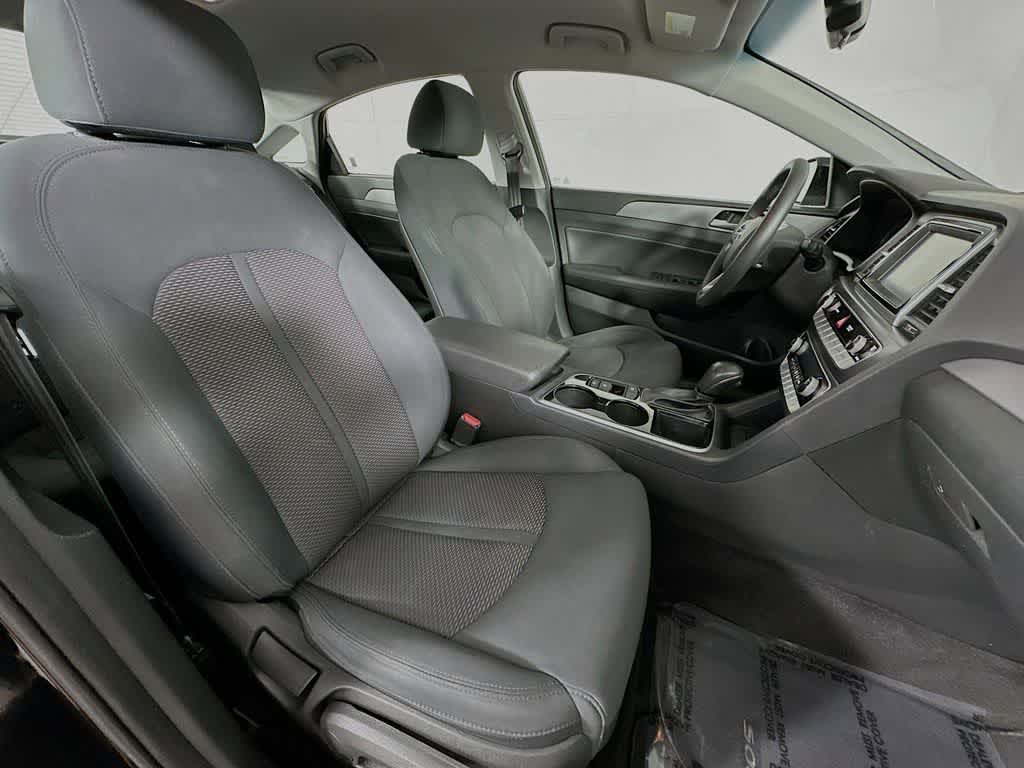 Thumbnail: 2019 Hyundai Sonata - 14