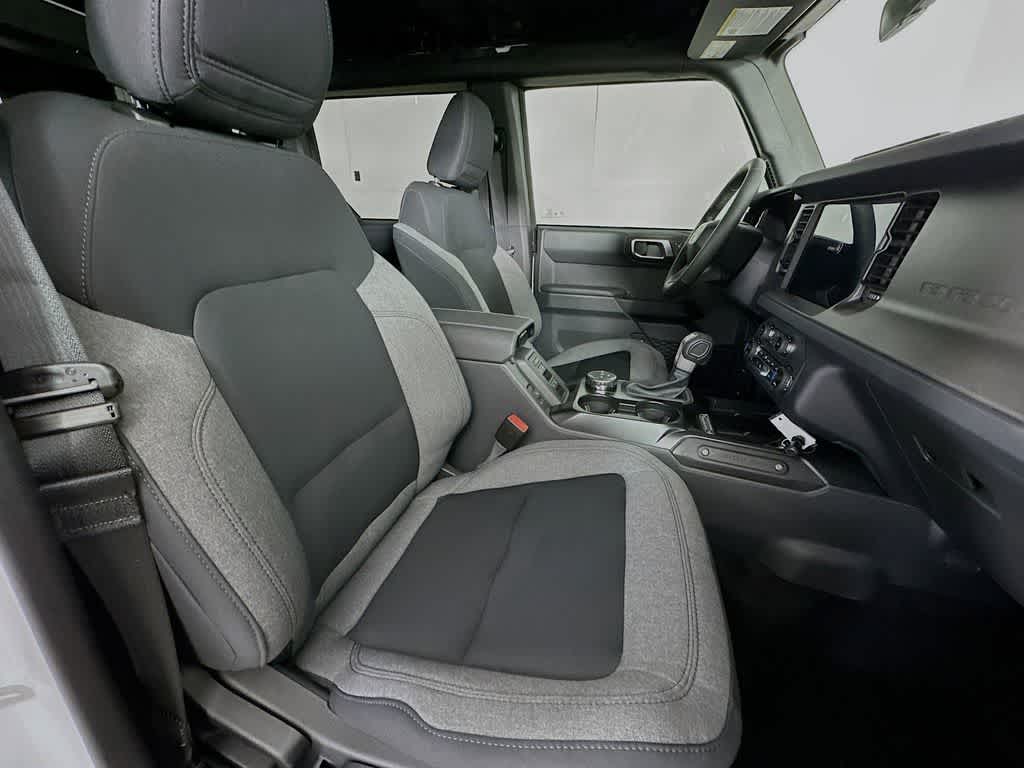 Thumbnail: 2025 Ford Bronco - 15