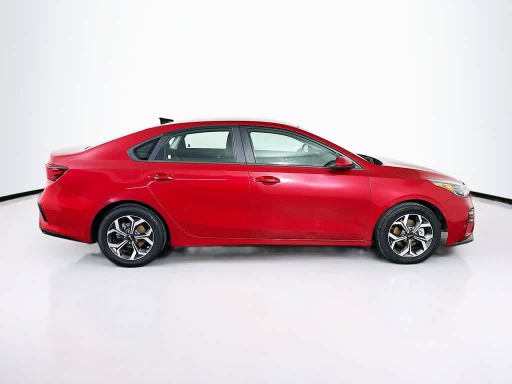 Thumbnail: 2019 Kia Forte - 24