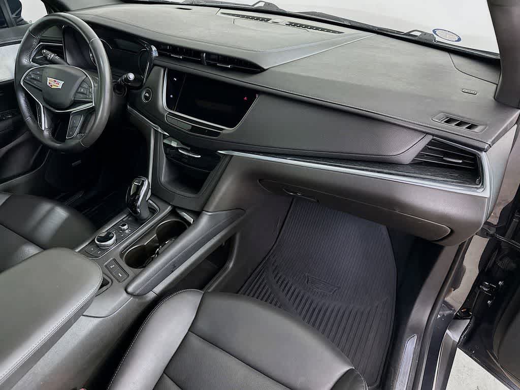 Thumbnail: 2023 Cadillac XT5 - 33