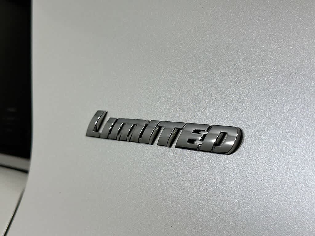 Thumbnail: 2022 Toyota 4Runner - 7