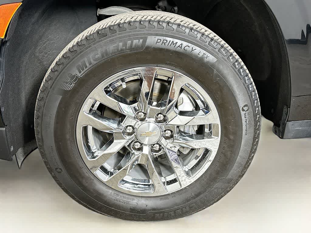 Thumbnail: 2023 Chevrolet Tahoe - 8