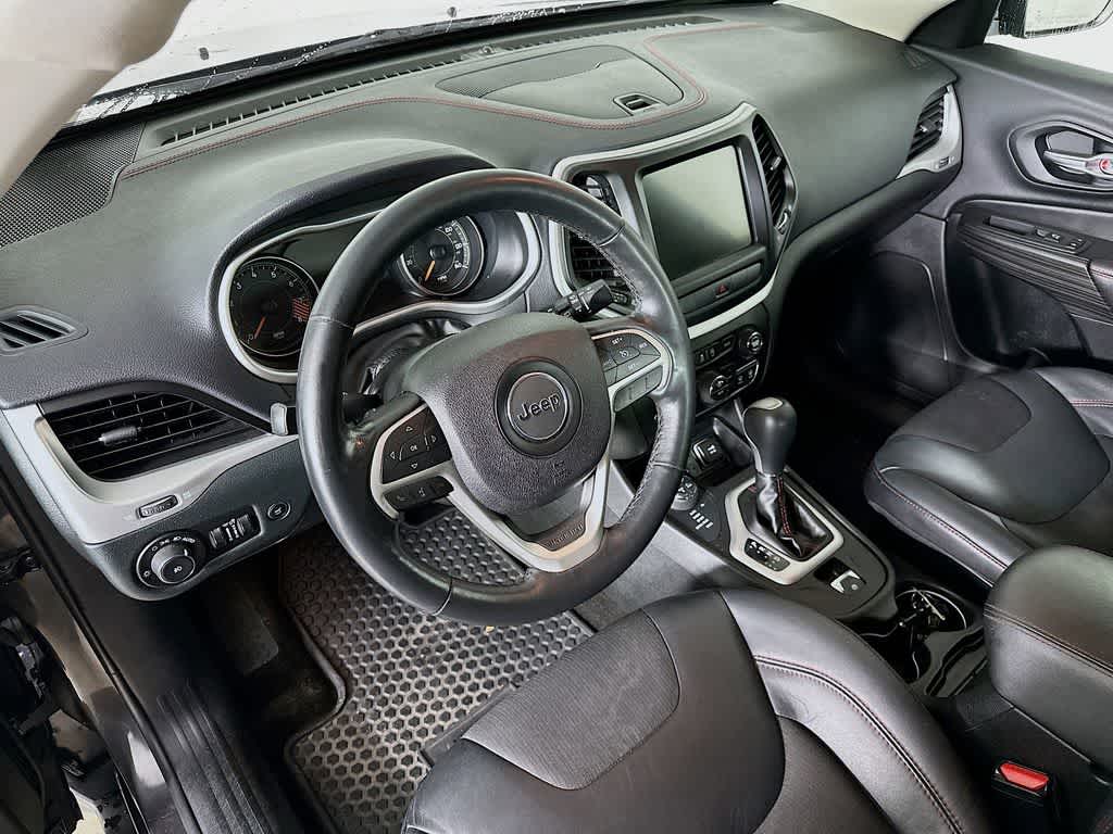 Thumbnail: 2015 Jeep Cherokee - 2