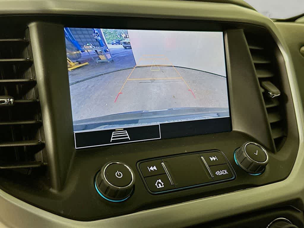 Thumbnail: 2023 GMC Acadia - 26